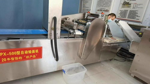 一品興全自動燴面坯生產線 助力食品廠實現(xiàn)高效燴面流水線作業(yè)